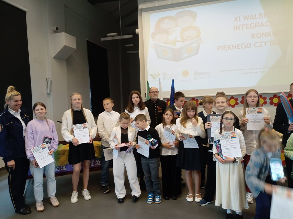 Zdjęcie do artykułu "Czytanie integruje".