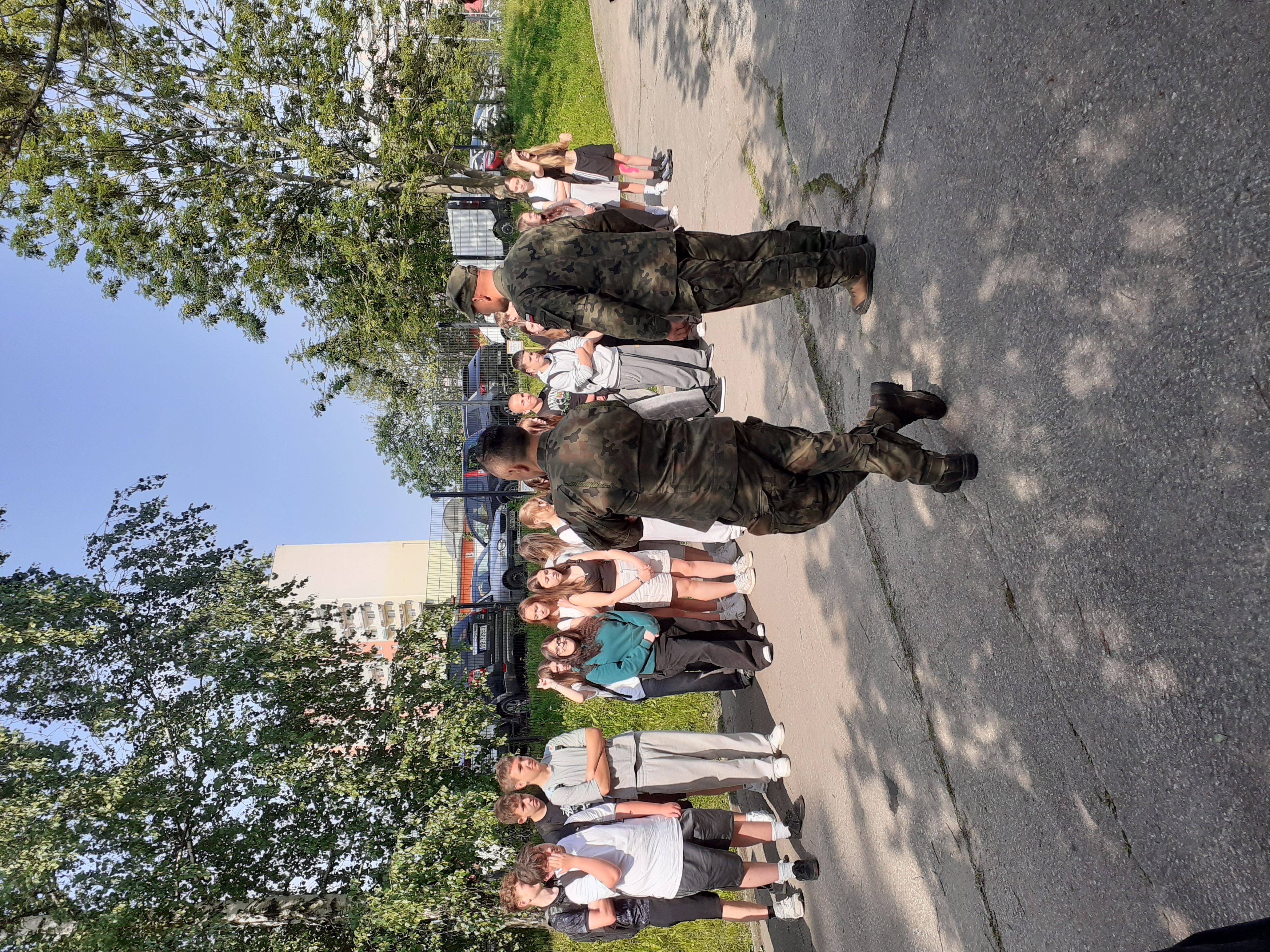 zdjęcie do artykułu "Edukacja z Wojskiem"