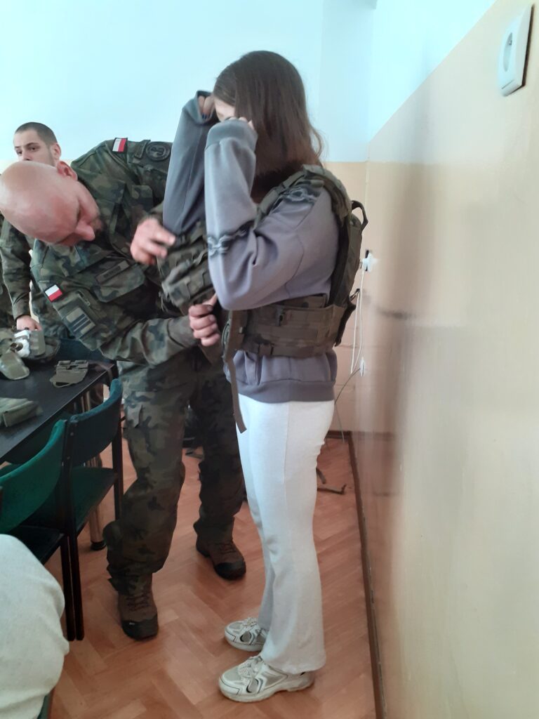 zdjęcie do artykułu "Edukacja z Wojskiem"