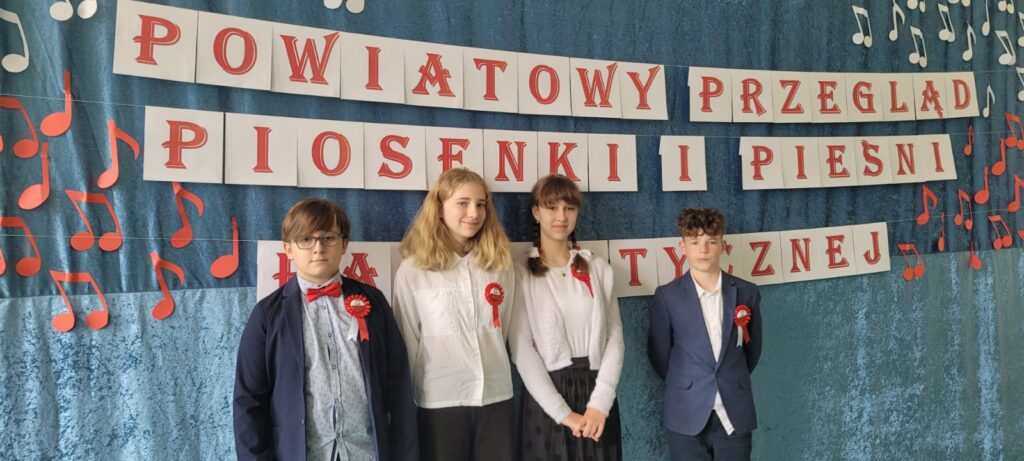 Zdjęcia do artykułu "Wyśpiewała pierwsze miejsce".