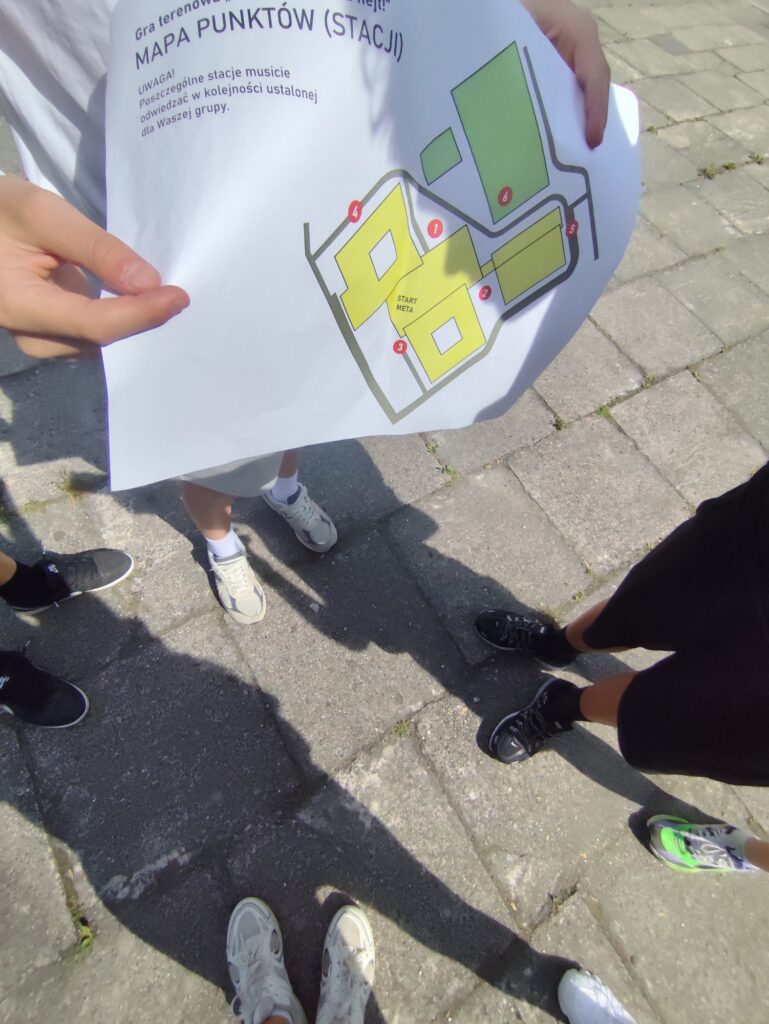 Zdjęcie do artykułu "Gra terenowa - Szkoda życia na hejt!"