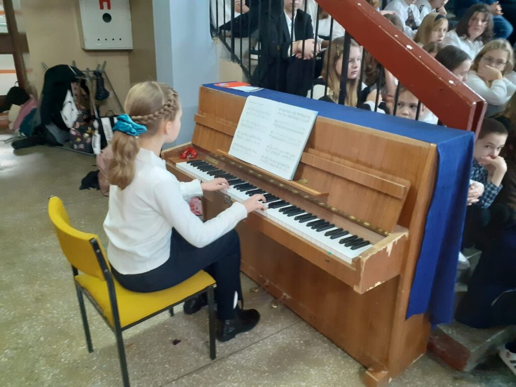 Zdjęcie do artykułu - Dzień EDukacji Narodowej w klasach 4-8