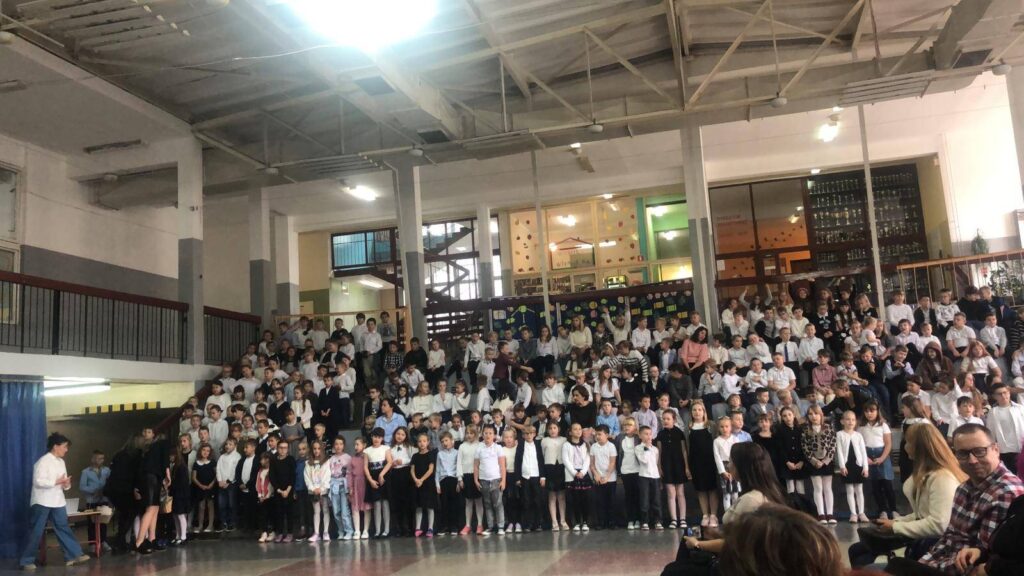 Zdjęcie do artykułu "Dzień Edukacji Narodowej w klasach I-III"