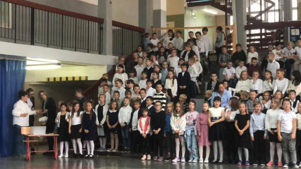 Zdjęcie do artykułu "Dzień Edukacji Narodowej w klasach I-III"