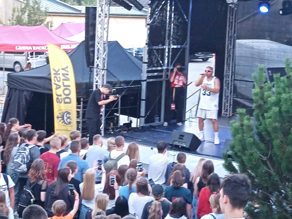 Zdjęcie do artykułu "ŚWIATŁO DLA ŻYCIA – SPOTKANIE MŁODZIEŻY W WAMBIERZYCACH"