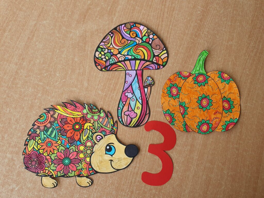 Zdjęcie do artykułu "Finał szkolnego konkursu plastycznego W KOLORACH JESIENI"