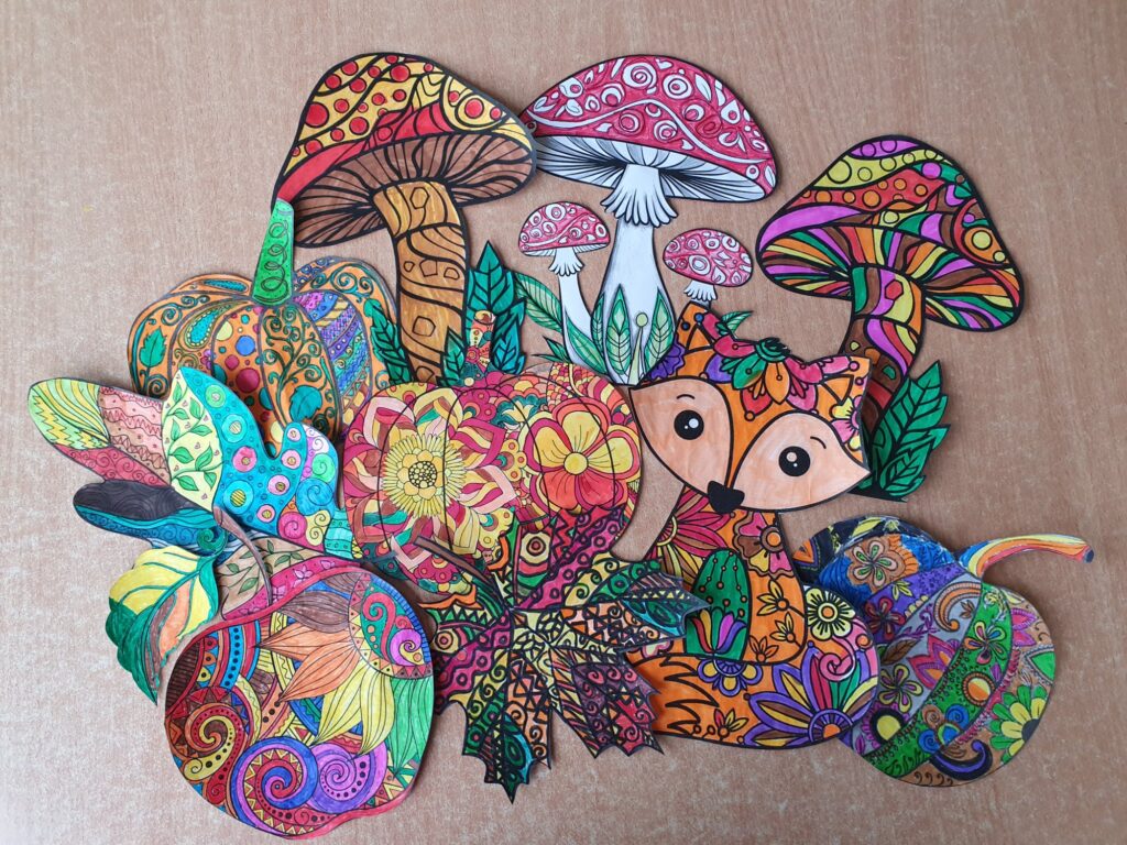 Zdjęcie do artykułu "Finał szkolnego konkursu plastycznego W KOLORACH JESIENI"