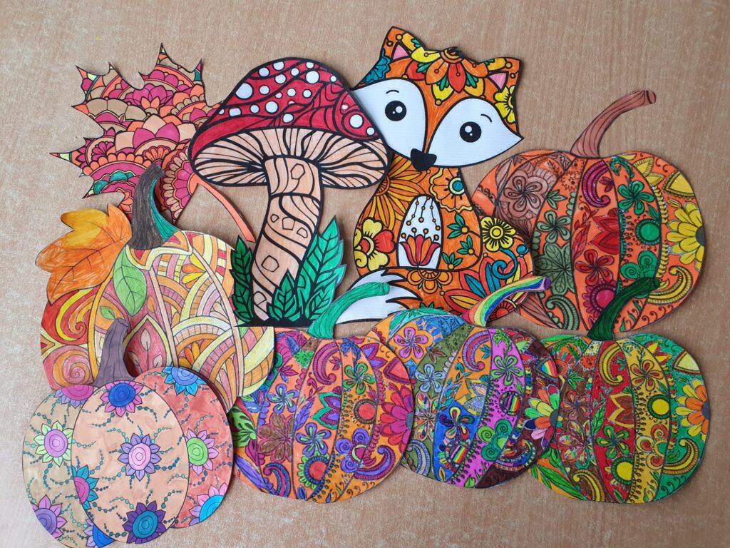 Zdjęcie do artykułu "Finał szkolnego konkursu plastycznego W KOLORACH JESIENI"