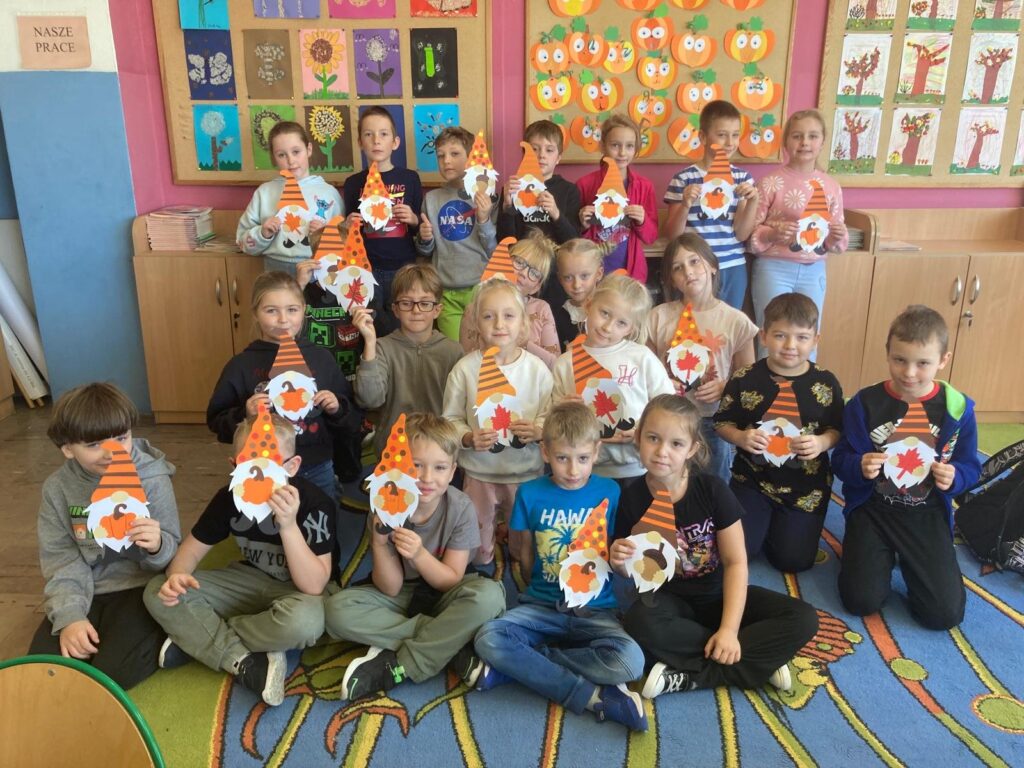 Zdjęcie do artykułu "Warsztaty artystyczne JESIENNY SKRZAT"