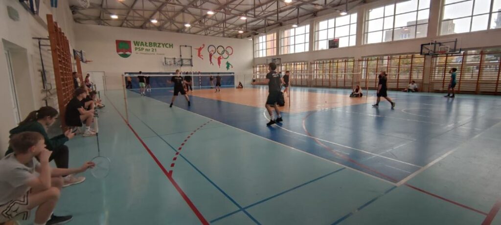 Zdjęcie do artykułu "Mistrzostwa Wałbrzycha Szkół Średnich w Badmintonie"