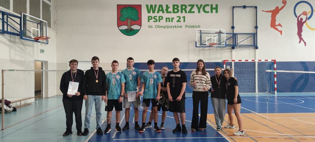 Zdjęcie do artykułu "Mistrzostwa Wałbrzycha Szkół Średnich w Badmintonie"