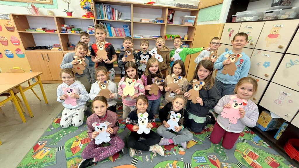 Zdjęcie do artykułu "Warsztaty artystyczne PLUSZOWY MIŚ"