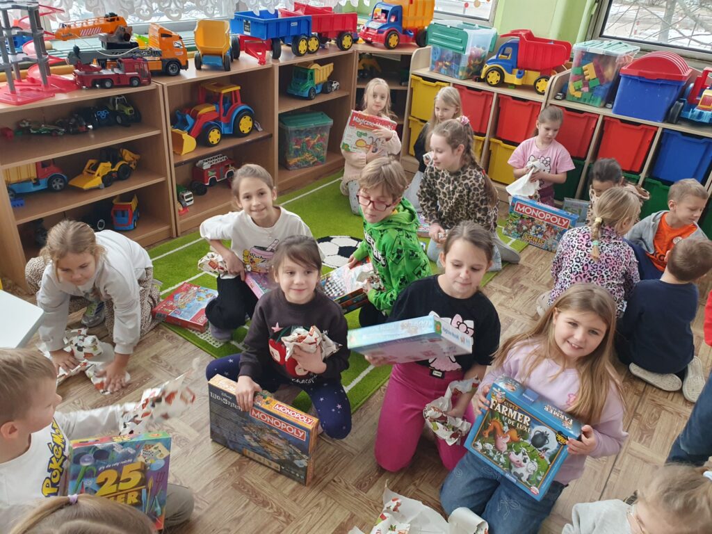 Zdjęcie do artykułu "GWIAZDOR w świetlicy szkolnej"