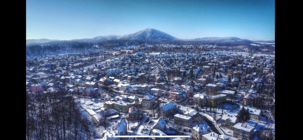 Zdjęcie do artykułu "Finał szkolnego konkursu fotograficznego ZIMA W OBIEKTYWIE"