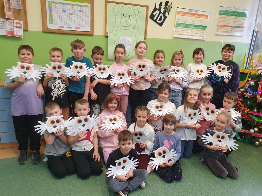 Zdjęcie do artykułu "Warsztaty artystyczne SOWA ŚNIEŻNA"