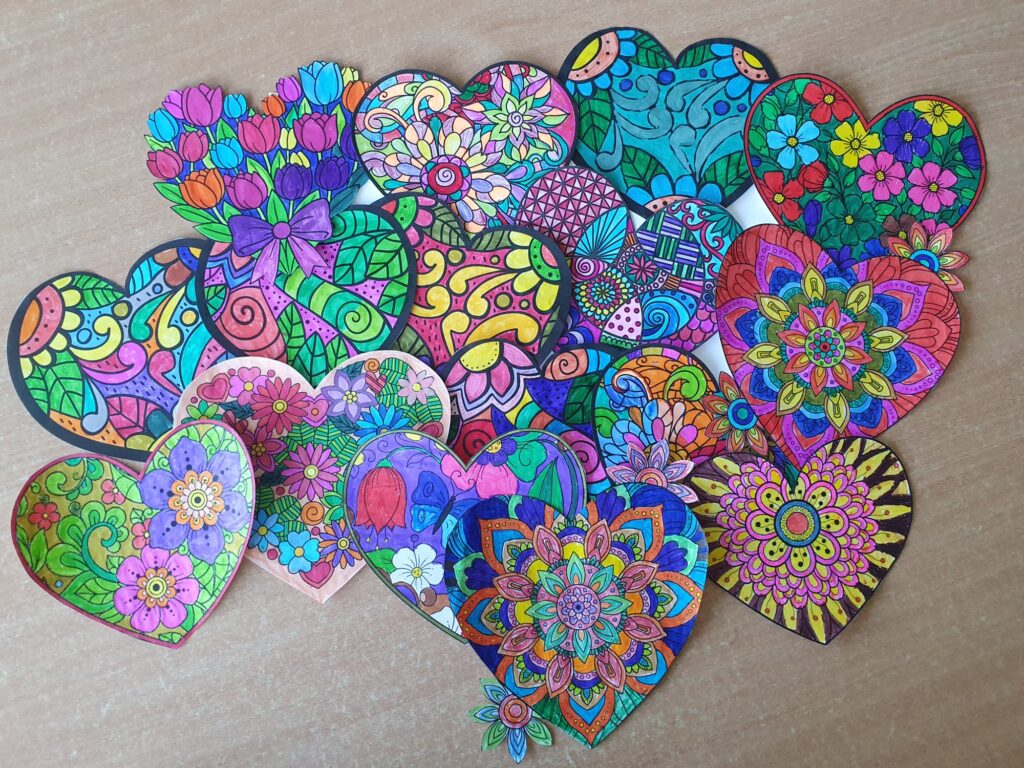 Zdjęcie do artykułu "Finał szkolnego konkursu plastycznego "WALENTYNKOWE SERCE"