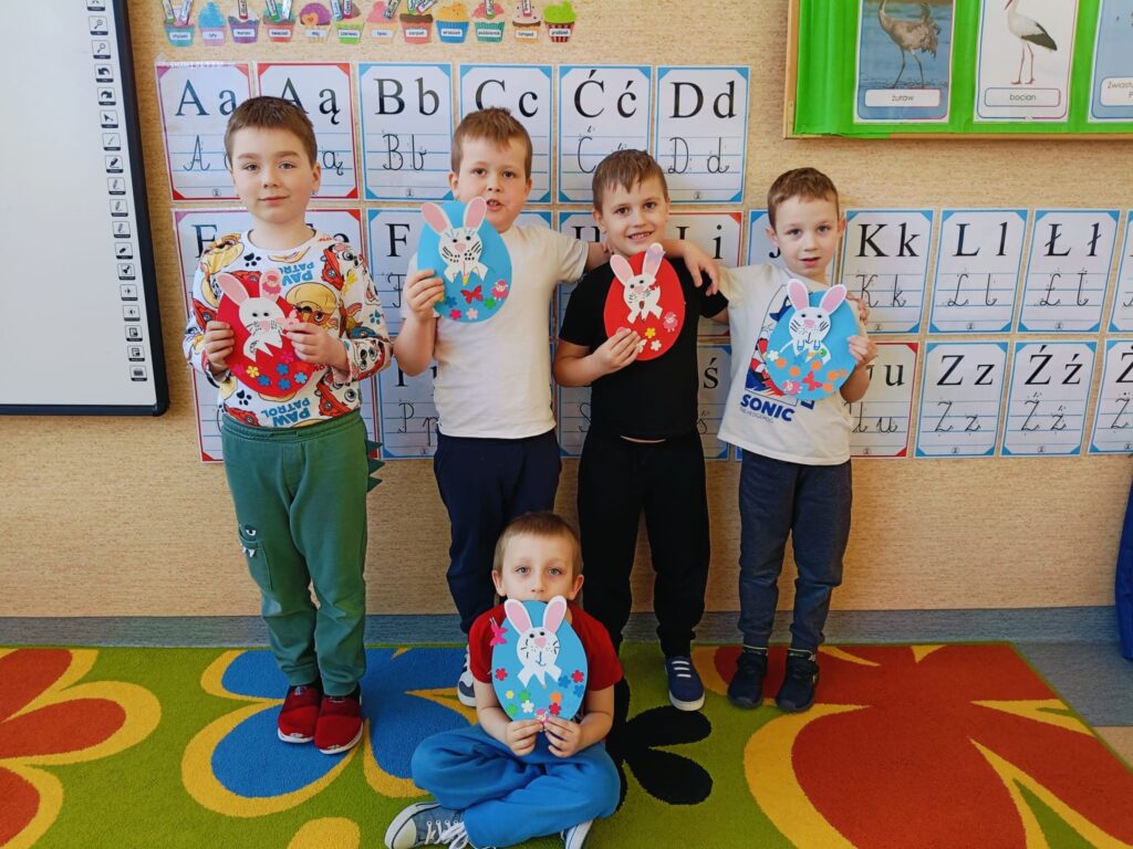 Zdjęcie do artykułu "Warsztaty artystyczne ZAJĄC W PISANCE"