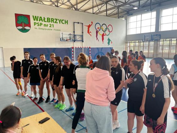 Zdjęcie do artykułu "Mistrzynie Wałbrzycha w piłce ręcznej"
