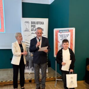zdjęcie do artykułu Rozstrzygnięcie konkursu plastycznego „Sekrety Wałbrzycha w baśniowych barwach”